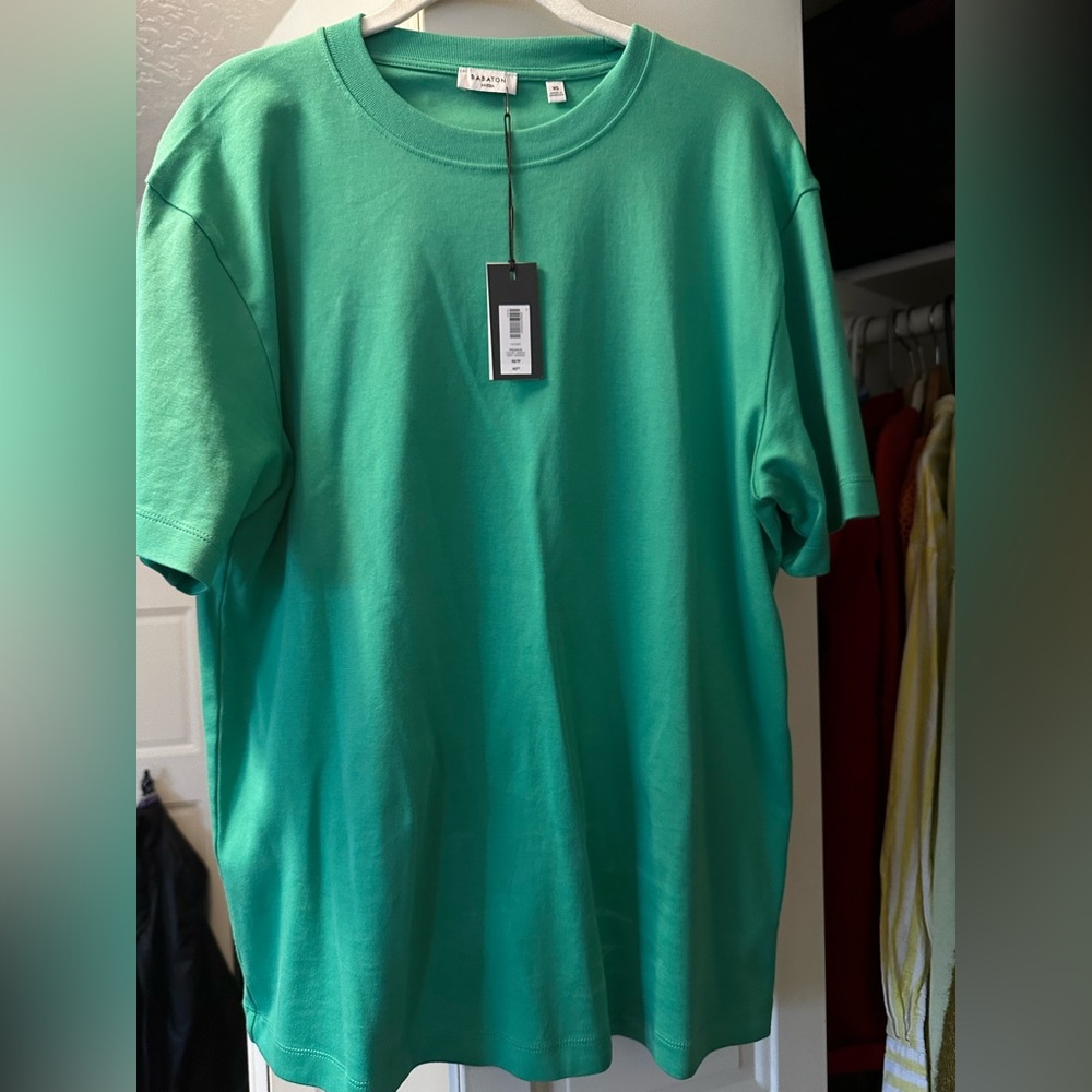 NWT Babaton Aritzia Green Short Sleeve Tee